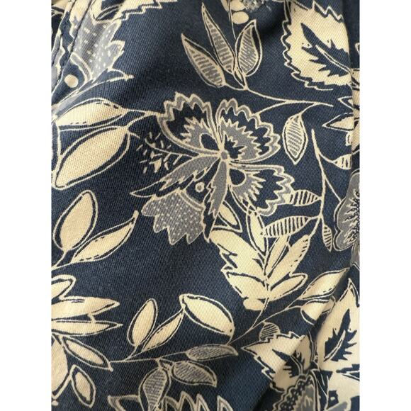 American Eagle Womens Shorts Blue Floral Pull-On Drawstring Hi Rise Size S - Picture 2 of 11